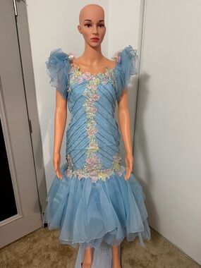 Vintage Blue Beaded Floral Prom Dress Tulle Ruffle Princess Gown